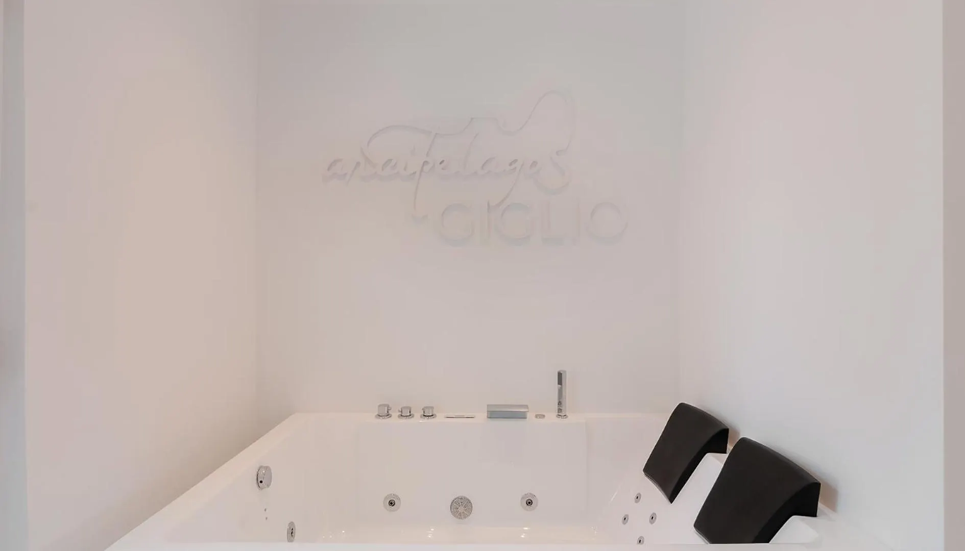 Charming B&B Arcipelago Pila  Pila (Livorno)